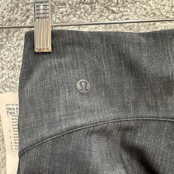 Lululemon NWT Here to There HR Pant 7/8 Women's Size 8 Gray Comfort Stretchy - Picture 8 of 8
